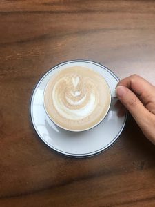 Kopi Susu Enak di Jl Wolter Monginsidi